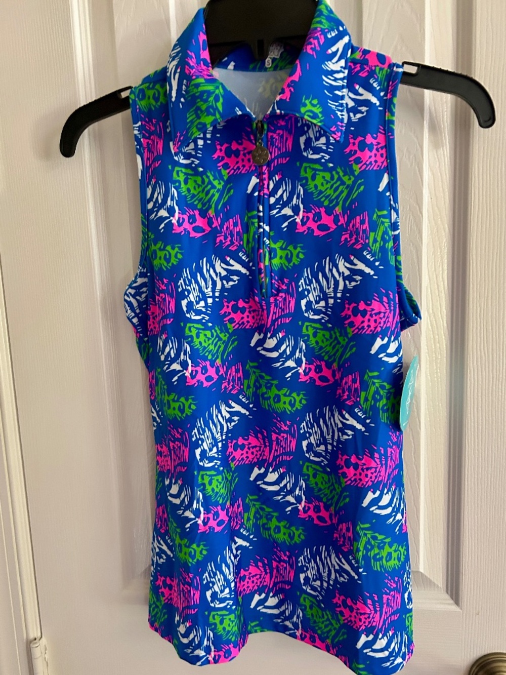 NWT Tzu Tzu Multicolor Sleeveless Top Small